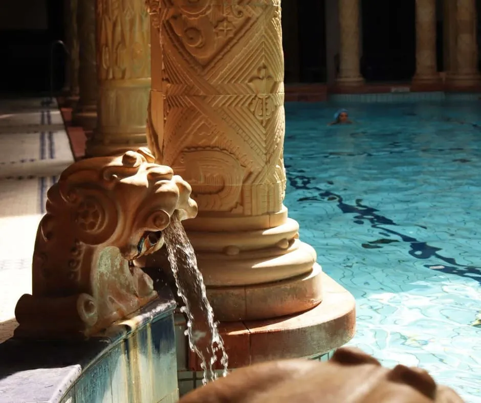 gellért bain thermal budapest